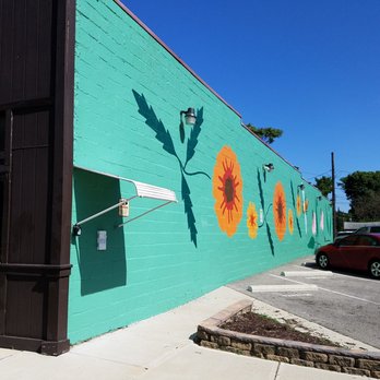 Seven Flowers mural - Seven Flowers by Tosca Carranza 2019 - Public Art Near Me - Indianapolis, Indiana Seven Flowers mural - Seven Flowers by Tosca Carranza 2019 - Public Art Near Me - Indianapolis, Indiana