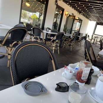 Arandas Cafe - Patio dining area - Breakfast & Brunch Near Me - Imperial Beach, California