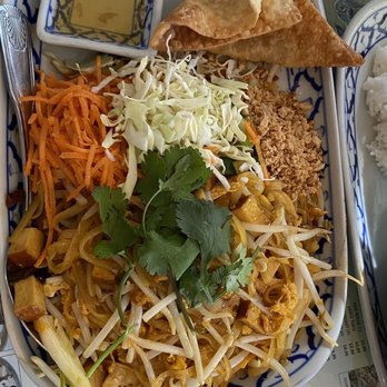 President Thai - Pad Thai Lunch Special - Thai Near Me - Pasadena, California President Thai - Pad Thai Lunch Special - Thai Near Me - Pasadena, California
