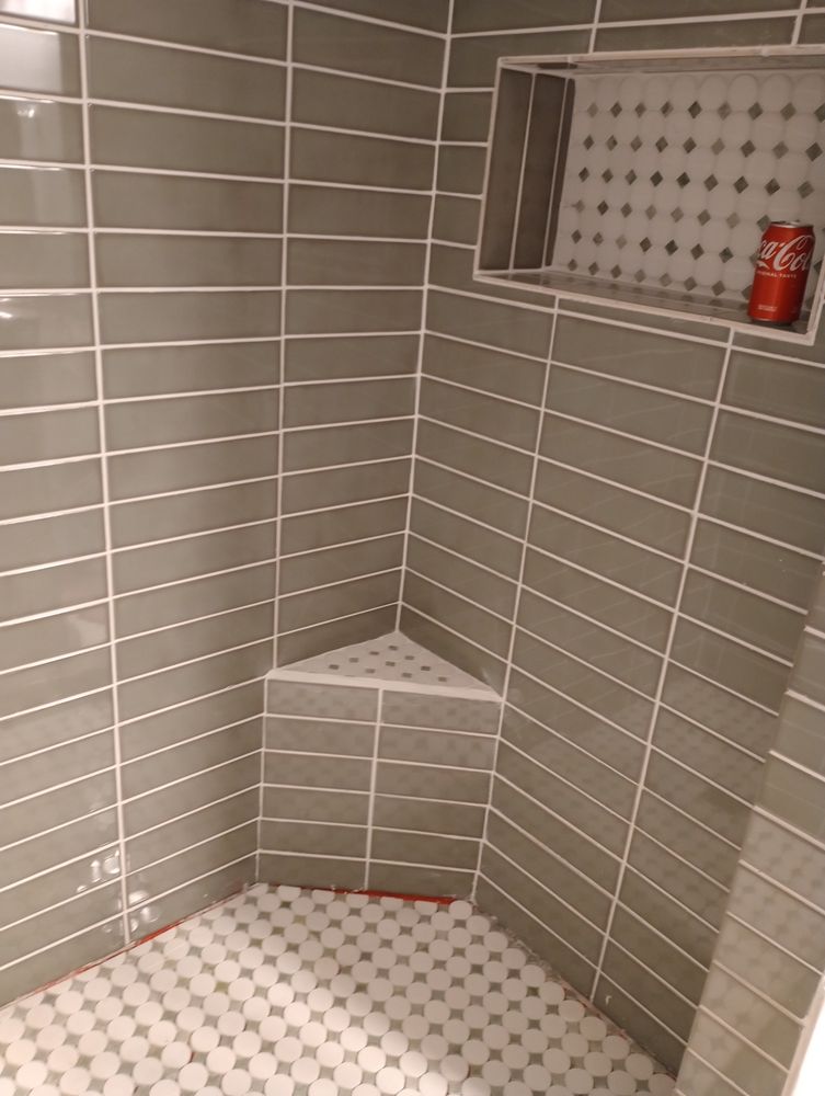 Slide of LiamDeeMarie Construction