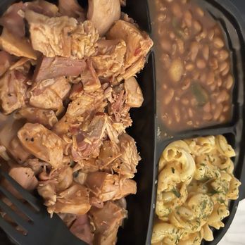 Doug's North Carolina BBQ - Bbq Turkey , Mac and Cheese , Baked Beans - Barbeque Near Me - Atlanta, Georgia Doug's North Carolina BBQ - Bbq Turkey , Mac and Cheese , Baked Beans - Barbeque Near Me - Atlanta, Georgia