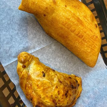 Charlotte Bakery - Bakeries Near Me - Miami Beach, Florida Charlotte Bakery - Bakeries Near Me - Miami Beach, Florida