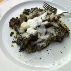 Mirli Gastwirtschaft - Koestliche hausgemachte Mohnnudeln aus Kartoffelteig!