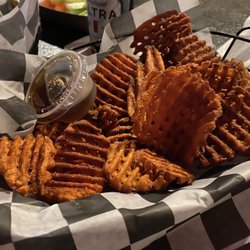 Alexander’s On The Lake - Sweet potato fries