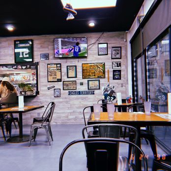 Lucino's Pizza - TV's - Pizza Near Me - Las Vegas, Nevada