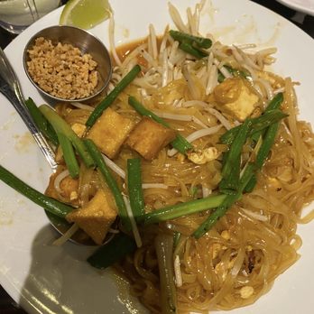 Thai Basil Signature - Pad Thai Plate - Thai Near Me - Scottsdale, Arizona