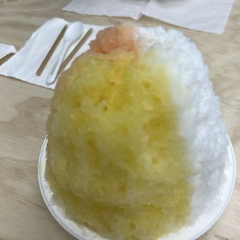 Chillest Shave Ice - Mango, haupia, and POG - Shaved Ice Near Me - Honolulu, Hawaii