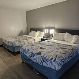 Two queen beds