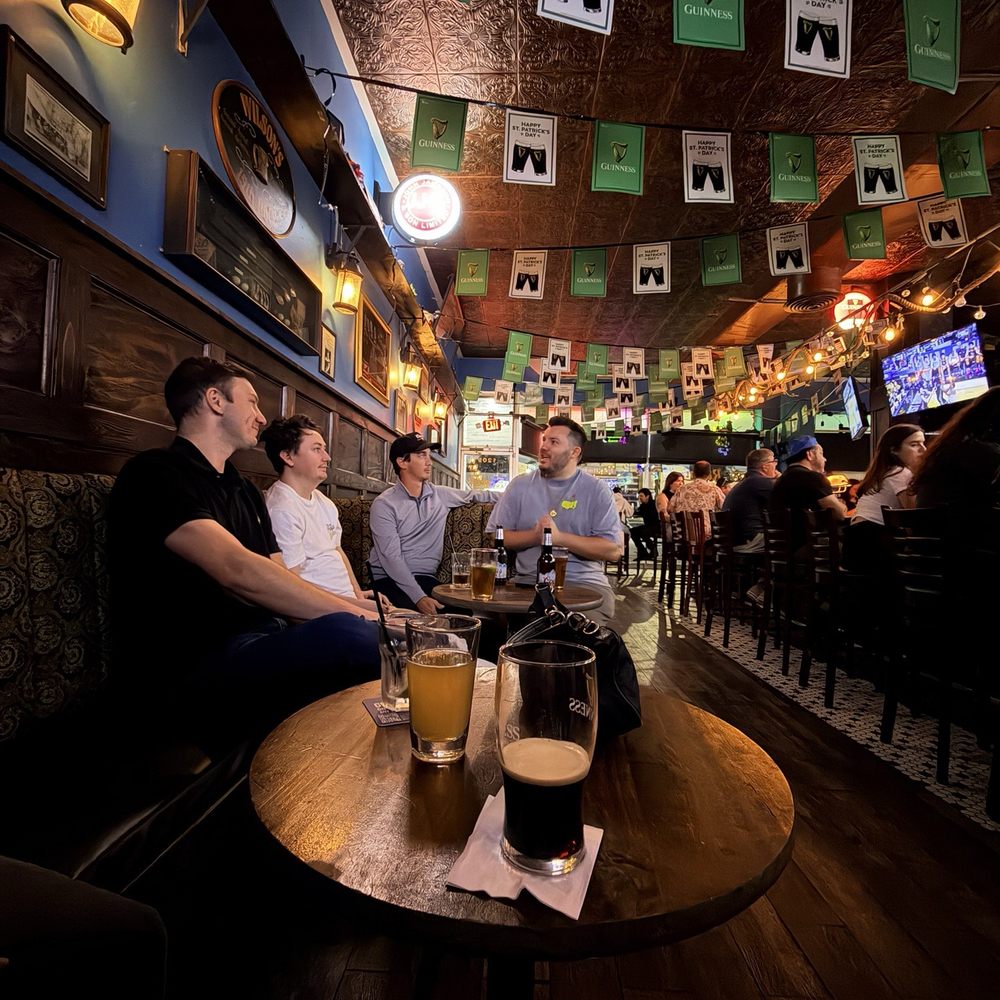 Rogen's Drinkery on Mills - Booths/tables on the walls surrounding the center bar - Bars Near Me - Orlando, Florida Rogen's Drinkery on Mills - Booths/tables on the walls surrounding the center bar - Bars Near Me - Orlando, Florida