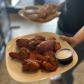 Vinny's Pizzeria - Hot Wings - Italian Near Me - Boulder City, Nevada Vinny's Pizzeria - Hot Wings - Italian Near Me - Boulder City, Nevada