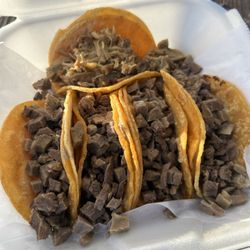 Taqueria Y Tienda Jalisco - Lengua (beef tongue) tacos