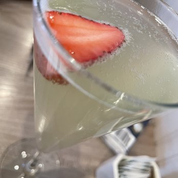 Hash Kitchen - Peach mimosa - Breakfast & Brunch Near Me - Scottsdale, Arizona