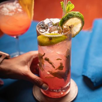 Hidden Cave Lounge & Bar