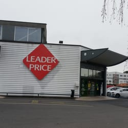 Leader Price - Façade face à la route