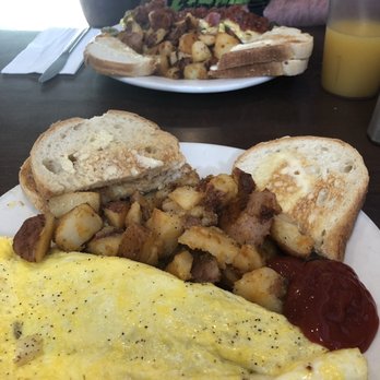 Geneva Diner - 2 Item Omelet and Mexican Omelet - Diners Near Me - North Providence, Rhode Island