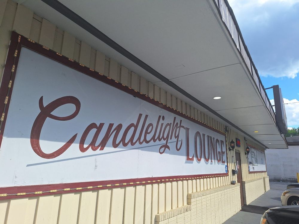 Candlelight Lounge Logo