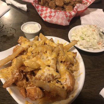 Luckie's Barn & Grill - Chicken Bomb - Bars Near Me - Oregon, Ohio
