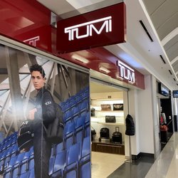 Tumi - Entrance