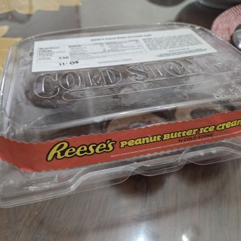 Coldstone Creamery - Reeses peanut butter ice cream cups - Desserts Near Me - Fresno, California