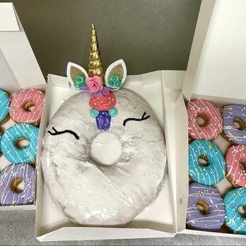 Snowflake Donuts - Big unicorn donut - Bakeries Near Me - Missouri City, Texas Snowflake Donuts - Big unicorn donut - Bakeries Near Me - Missouri City, Texas