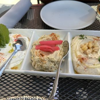 Madison Cafe and Grill - Lebanese Near Me - Edgewater, New Jersey