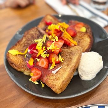 Sugar and Scribe - brioche french toast - Bakeries Near Me - La Jolla, California Sugar and Scribe - brioche french toast - Bakeries Near Me - La Jolla, California