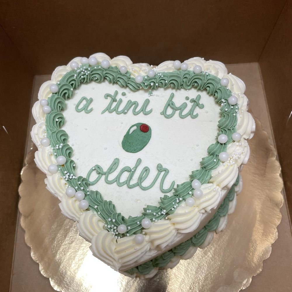 Creative Cakes Bakery - Bakeries Near Me - Tinley Park, Illinois Creative Cakes Bakery - Bakeries Near Me - Tinley Park, Illinois