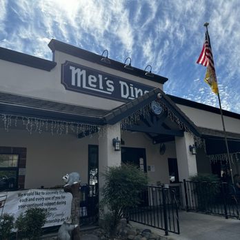 Mel & Faye's Diner - American Near Me - Jackson, California