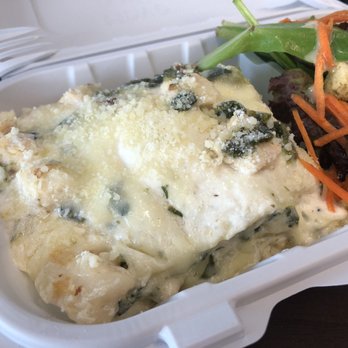 Chicken Florentine lasagna, with spinach and a cream sauce!