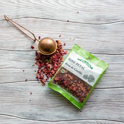 Tadin Herb & Tea Co. - How beautiful is the new packaging for our loose herbs cellophane bags? This is our Rose Petal cello.
