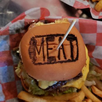 MEAT Eatery And Taproom - Cheeseburger cooked to perfection! - Burgers Near Me - Islamorada, Florida