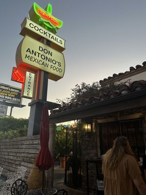 Don Antonio's by null