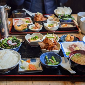 Kingyo - Bento box - Japanese Near Me - Vancouver, British Columbia