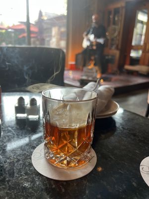 Mallard Lounge by null
