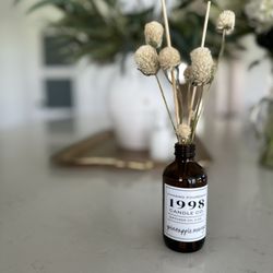 Nest Number 4 - Oil diffuser