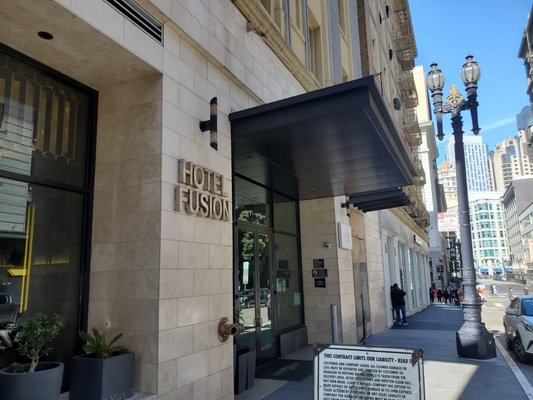 Hotel Fusion by null