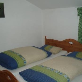 Ferienhaus Rambach - Schlafzimmer mit Doppelbett - Vacation Rentals Near Me - Schliersee, BY