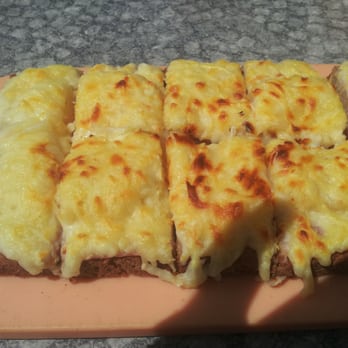 Centimeter II - Hawaii bread. - Dive Bars Near Me - Vienna, 9