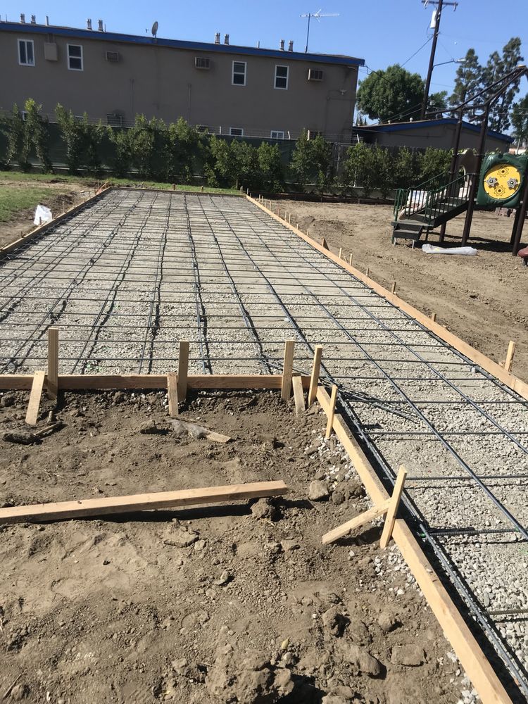 JAG REBAR Request Consultation 16 Photos 1517 Beechwood St, Santa