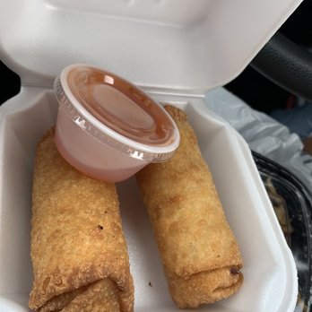 Ni Asian Kitchen - Chicken egg roll - Chinese Near Me - Raleigh, North Carolina