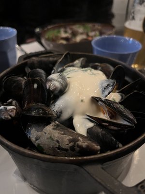 Huguette, Bistro de la mer by null