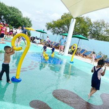 Peppa Pig Theme Park - Splash park - Amusement Parks Near Me - Cypress Gardens, Florida