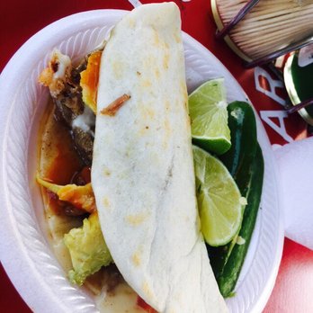 Los Dos Amigos - Steak quesadilla - Mexican Near Me - Detroit, Michigan Los Dos Amigos - Steak quesadilla - Mexican Near Me - Detroit, Michigan