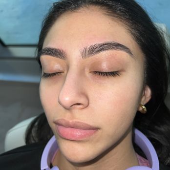 Nikohl Brows - Threading Services Near Me Nikohl Brows - Threading Services Near Me