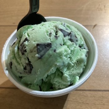 Lynn's Table - Mint chocolate chip ice cream - American Near Me - Spring, Texas Lynn's Table - Mint chocolate chip ice cream - American Near Me - Spring, Texas