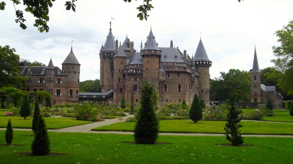 De Haar Castle by null