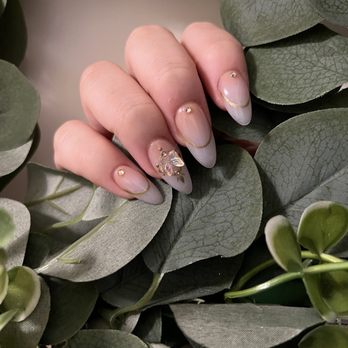 Lux Nails - Right hand of my current set. - Nail Salons Near Me - Vancouver, Washington