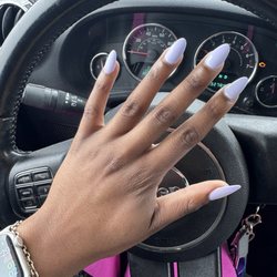 Charm & Chic Nail Bar - Lavender nails