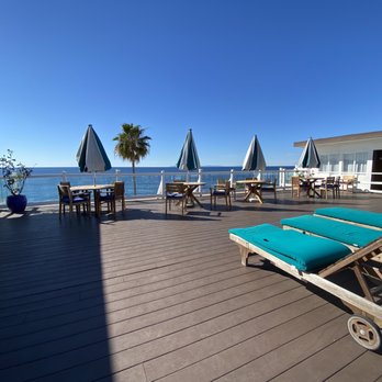 Capri Laguna - Beautiful main deck - Hotels Near Me - Laguna Beach, California Capri Laguna - Beautiful main deck - Hotels Near Me - Laguna Beach, California