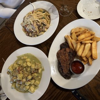 Salute - Chicken alla Bella chicken gnocchi and NY strip - Italian Near Me - Rocky Hill, Connecticut Salute - Chicken alla Bella chicken gnocchi and NY strip - Italian Near Me - Rocky Hill, Connecticut